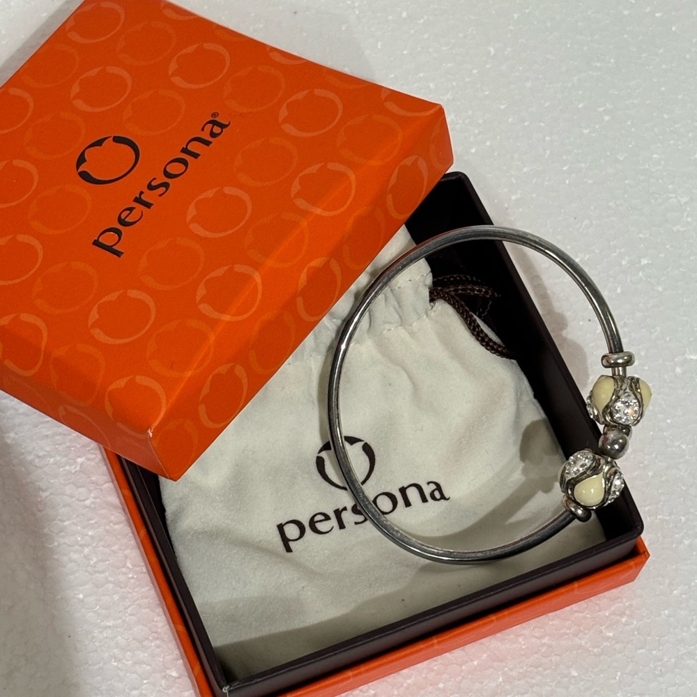 Persona Bangle - Picture 5 of 5